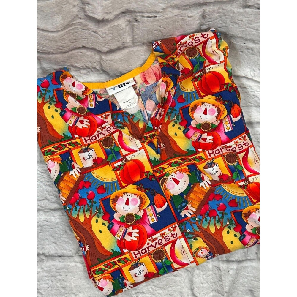 Scarecrow Scrubs Top Small Fall Halloween Autumn Harvest Two-Pocket V-Life